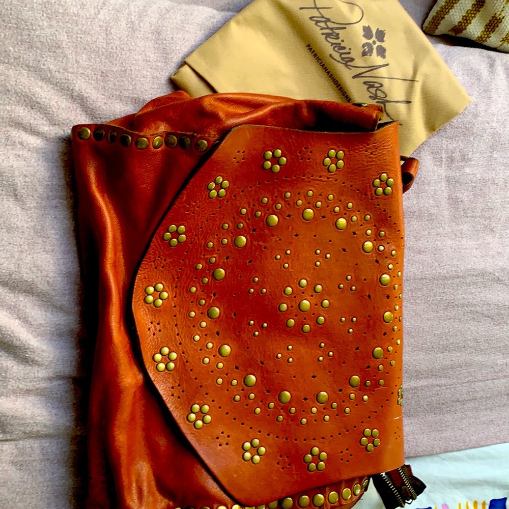 Beautiful leather Patricia Nash handbag